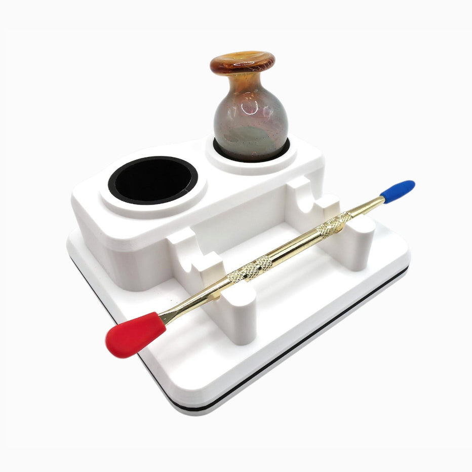 Compact organizer with silicone holders for 2 caps and 2 tools, by Dabdock