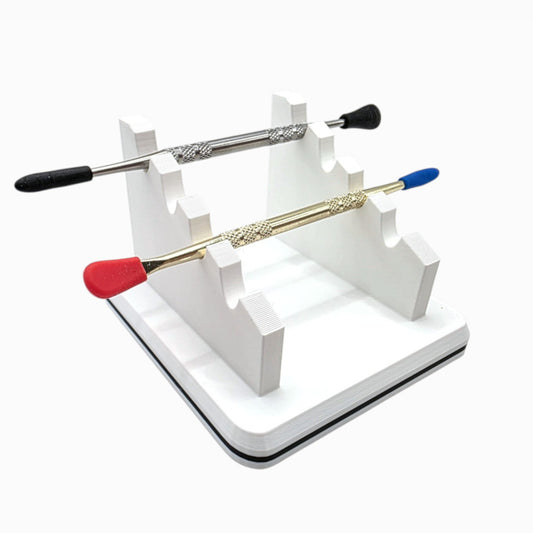 four-tier tool rack that holds tools upright and organized, by Dabdock