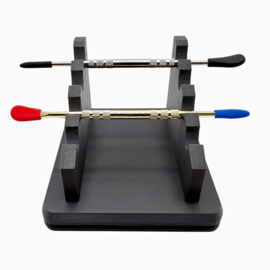 four-tier tool rack that holds tools upright and organized, by Dabdock