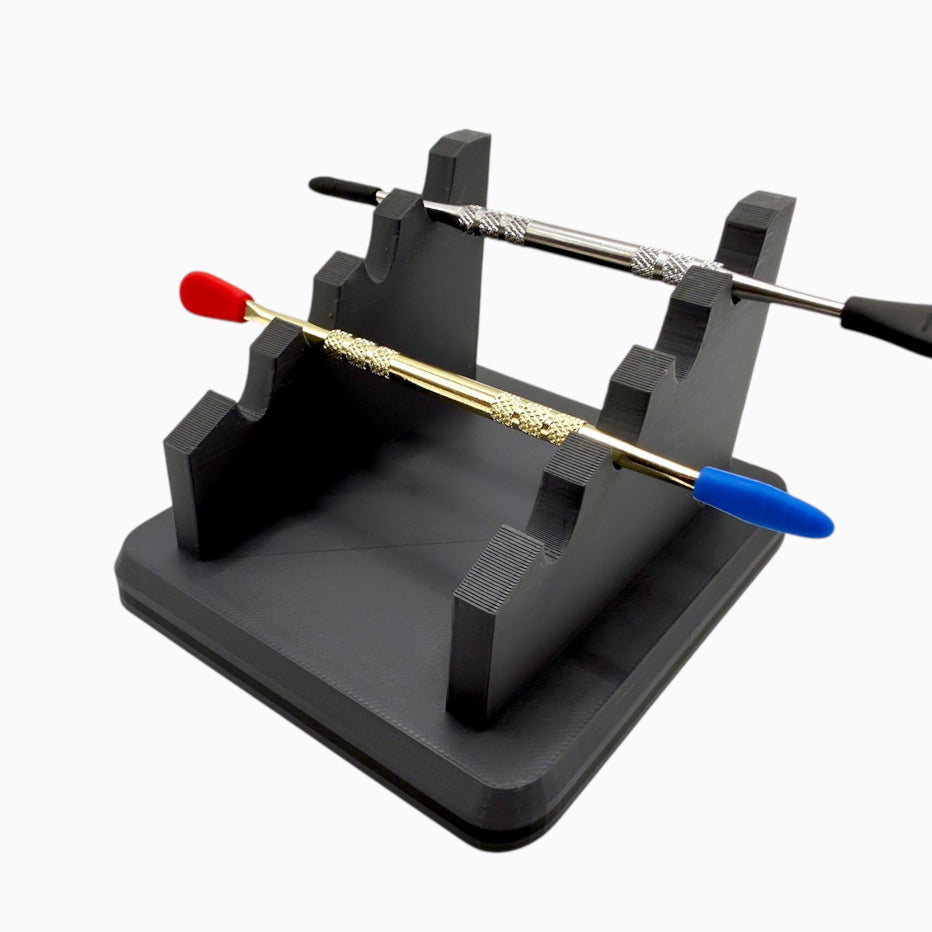 four-tier tool rack that holds tools upright and organized, by Dabdock