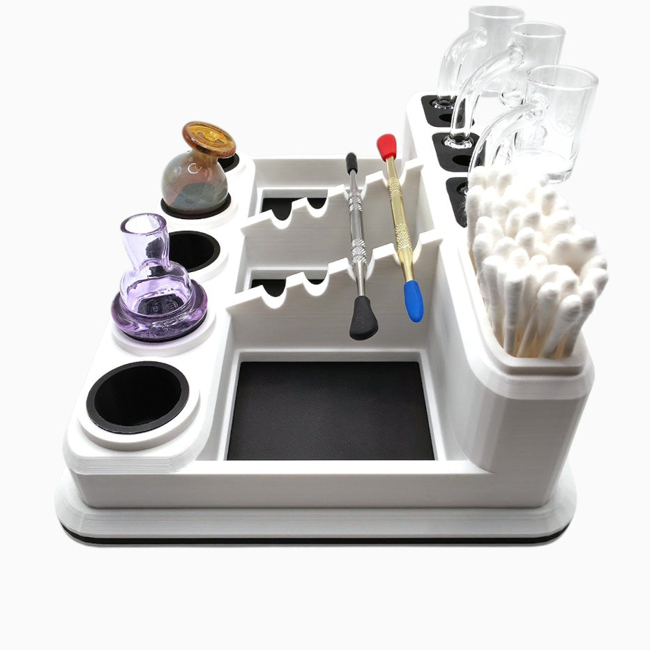 Dabdock desktop station with silicone-lined holders for caps, tools and 10/14mm accessories