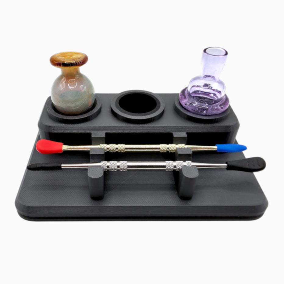 Organizer with silicone holders for 3 caps and 2 tools, 3D-printed by Dabdock