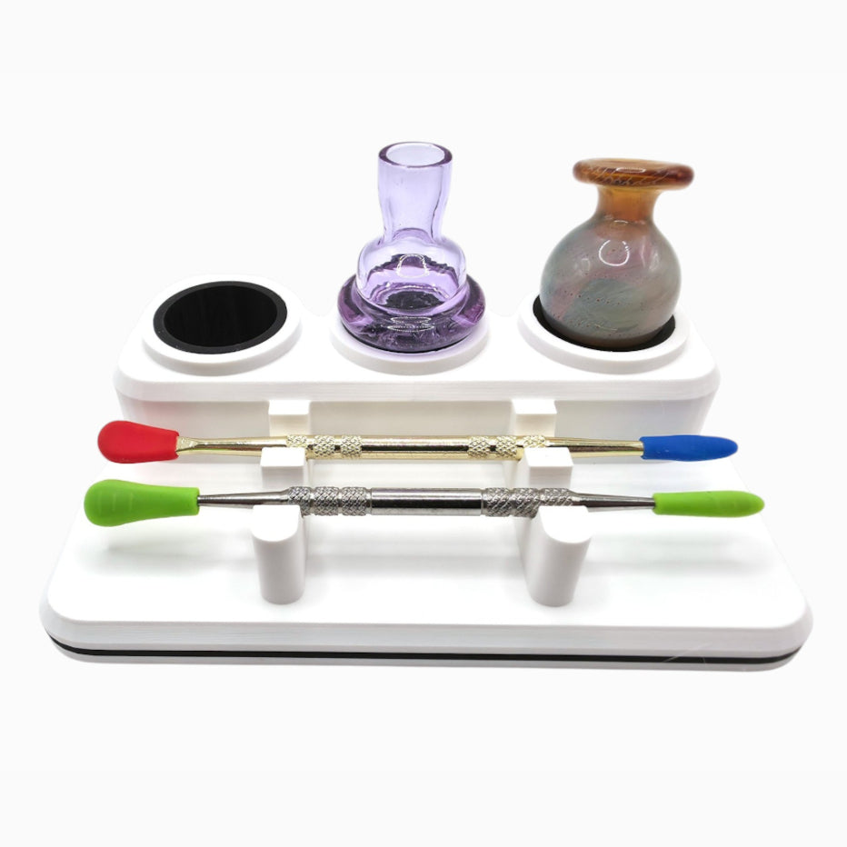 Organizer with silicone holders for 3 caps and 2 tools, 3D-printed by Dabdock